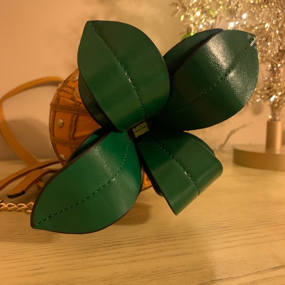 🍍🍍Pineapple Purse 🍍🍍 - Picture 4 of 5